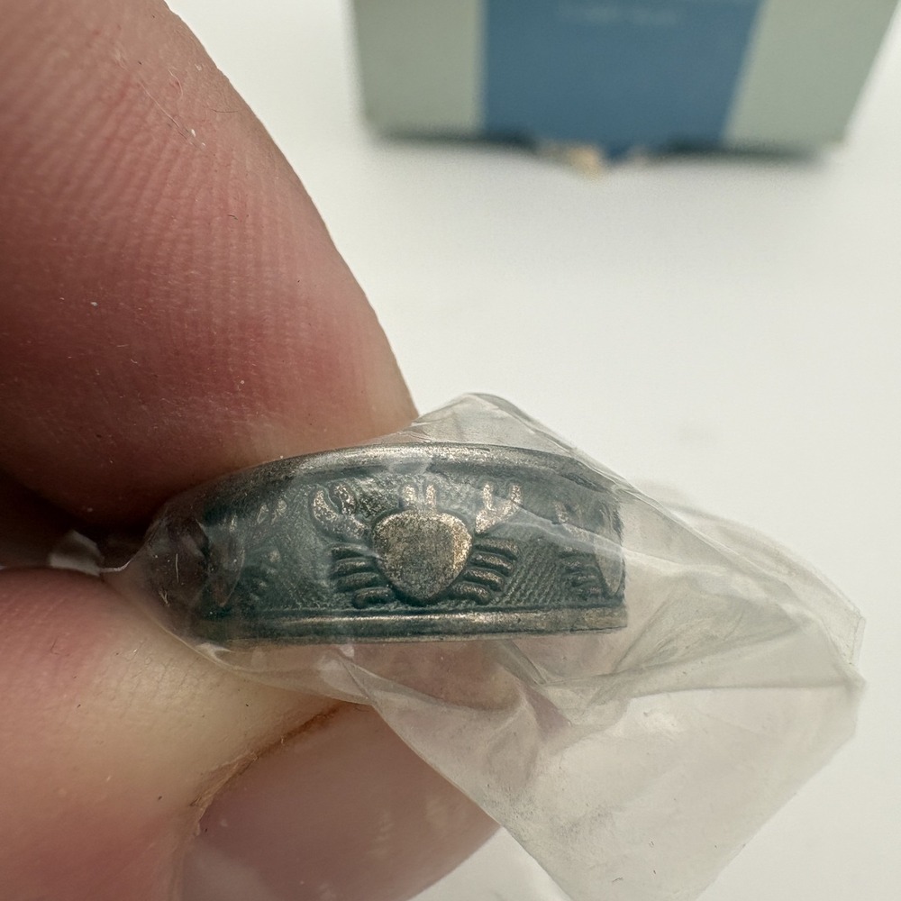 Vintage Avon‎ Sterling Silver Zodiac Ring Duo Cancer Signet Band Size 7 Jewelry